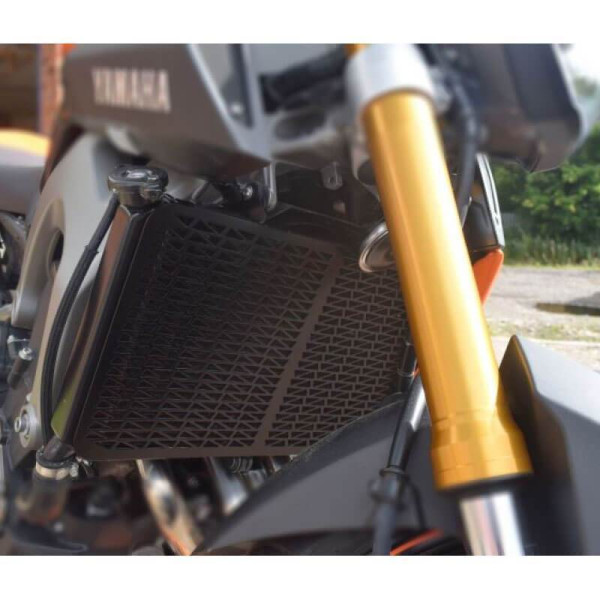 Pyramid Plastics Pyramid radiator guard | matte black | yamaha mt-09 2013>2016